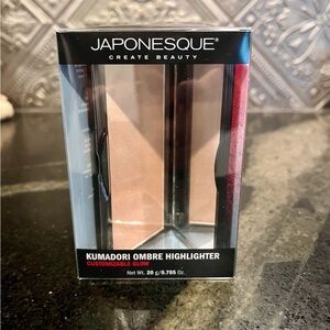 Japonesque Kumadori Ombre Highlighter — Golden pearl to bronze pearl